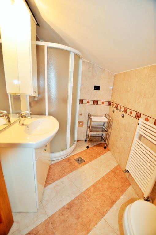Apartments Sv. Pelegrin ウマグ エクステリア 写真
